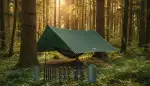 Tarp Aufbau: Schutz im Freien meistern